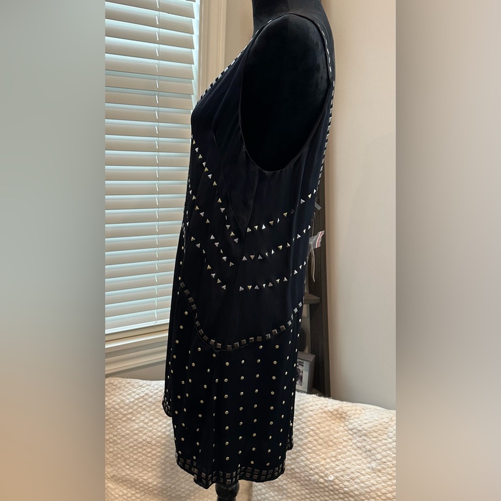 ✨NWT✨ Anthropologie Embellished Deep V Mini Dress Size M - Picture 11 of 16